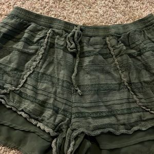American eagle green shorts